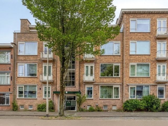 Medemblikstraat 70, Den Haag