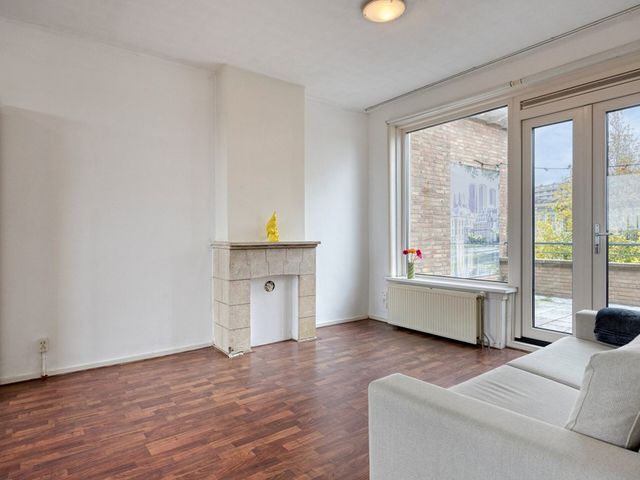 Medemblikstraat 70, Den Haag