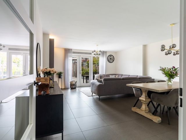 Meerkoetstraat 37, Den Haag