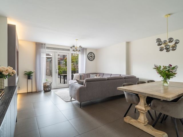 Meerkoetstraat 37, Den Haag