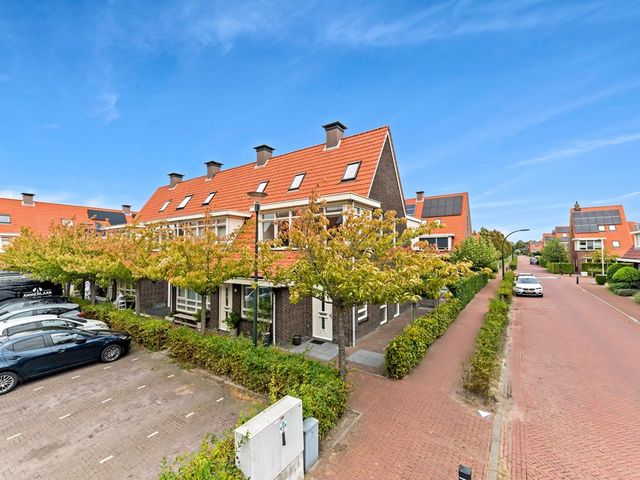 Boumare 7, Maasland