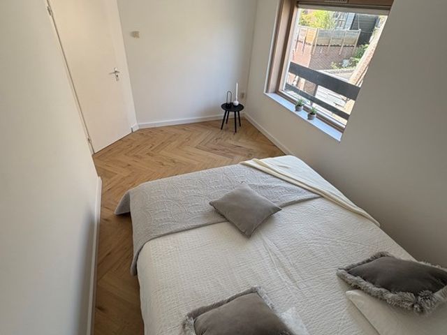 Nassaustraat 1D, Bussum