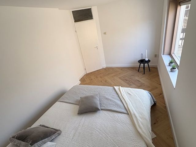 Nassaustraat 1D, Bussum