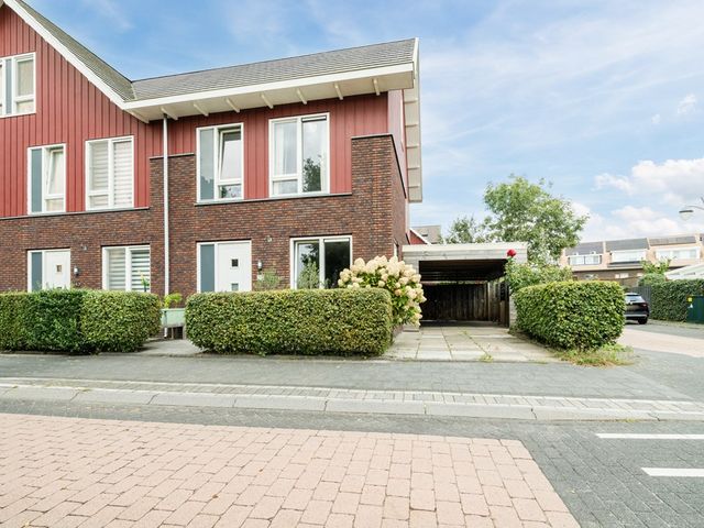 Hanzeboulevard 117, Hooglanderveen