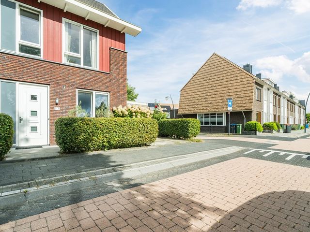 Hanzeboulevard 117, Hooglanderveen