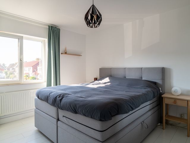 Lijster 48, Sprang-Capelle