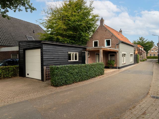 Stadhoudersdijk 4, Waspik