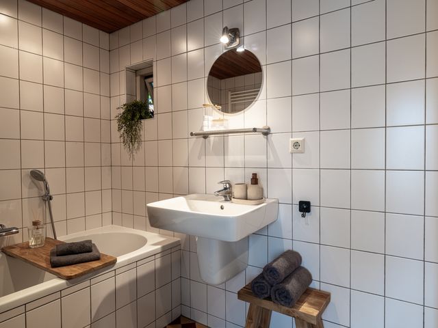 Stadhoudersdijk 4, Waspik