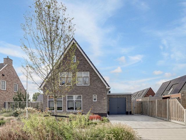 Lapjeskat 2, Kapelle