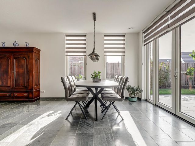 Lapjeskat 2, Kapelle