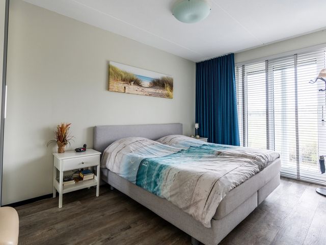 De Duinen 413, Ouddorp