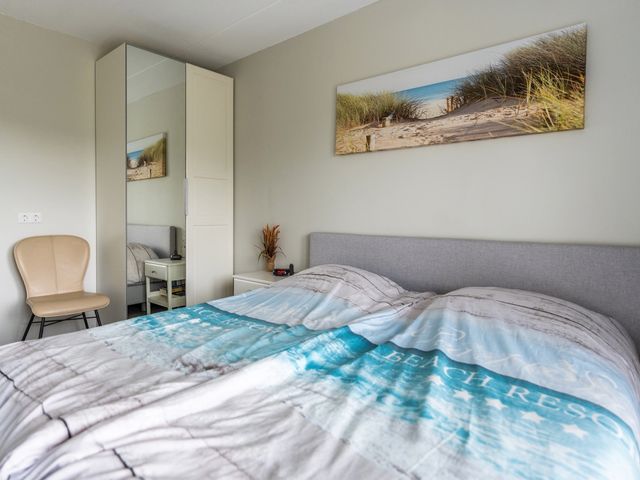 De Duinen 413, Ouddorp