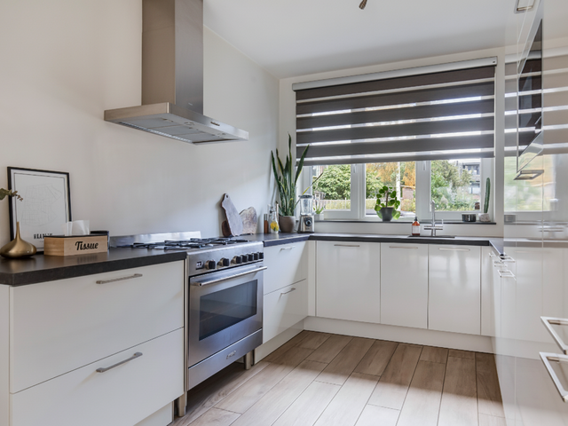 Kalorama 128, Hoofddorp