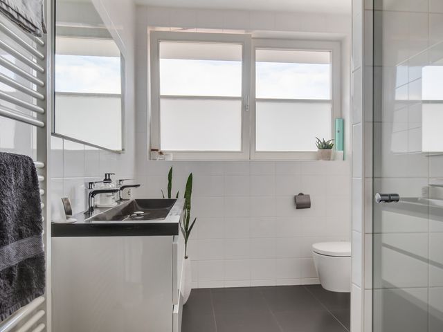 Kalorama 128, Hoofddorp
