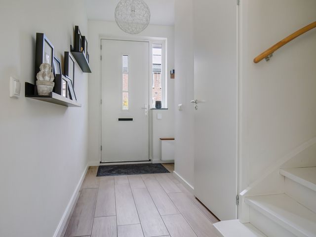 Kalorama 128, Hoofddorp