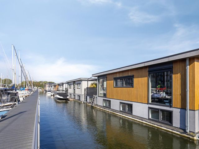 Zuiderzeekade 7, Bunschoten-Spakenburg
