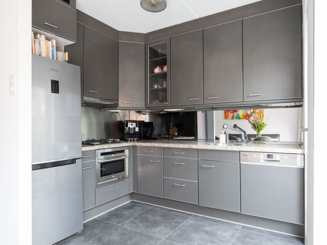Bandholm 87, Hoofddorp