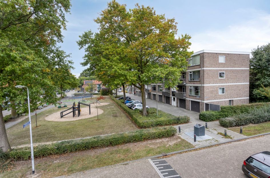 Burgemeester Ploegmakerslaan 99