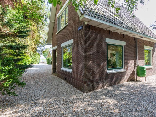 Kerkweg 66, Woubrugge