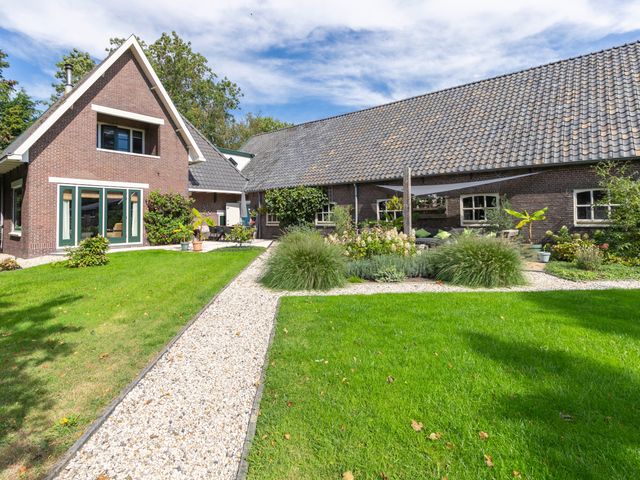 Kerkweg 66, Woubrugge
