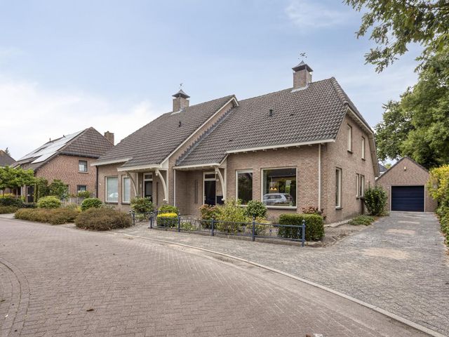 Breukrand 305, Uden