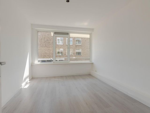 Anthony Tijkenstraat 12, Rotterdam