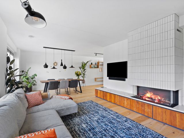 De Loonwerker 10A, Leende
