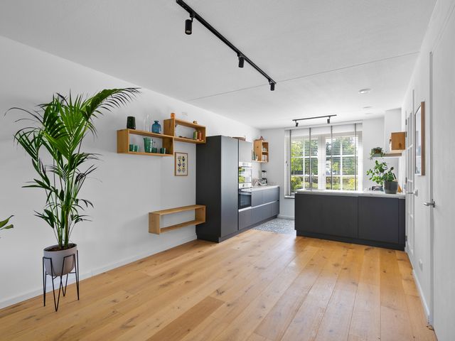 De Loonwerker 10A, Leende