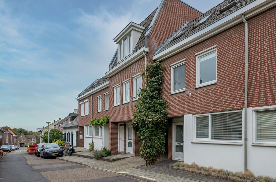 Hovenstraat 2B
