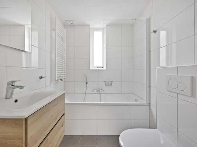 Unio 33, Brouwershaven