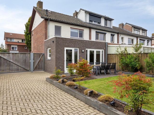 Lange Mees 46, Veldhoven