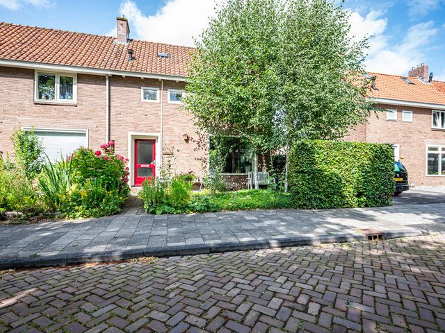 Lindenlaan 35, Emmeloord