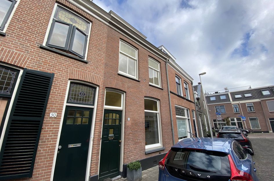 Steenstraat 32
