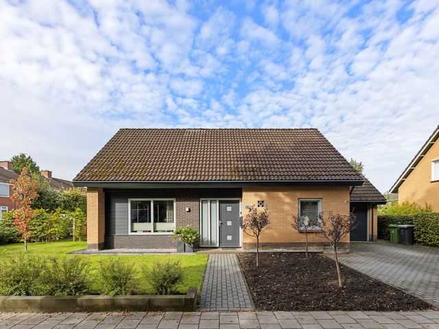 Sjallemastraat 16, Opende