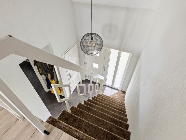 Sjallemastraat 16, Opende