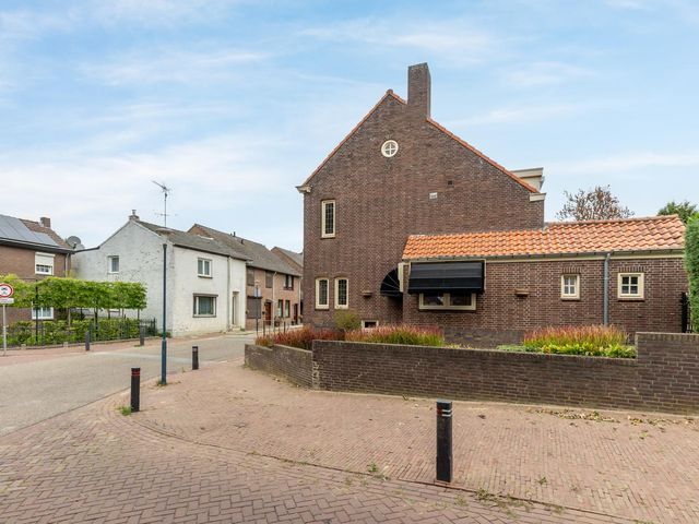 Houbeneindstraat 12, Munstergeleen