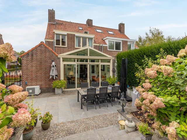 Houbeneindstraat 12, Munstergeleen
