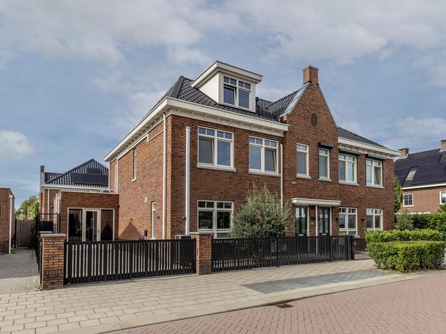 Zilvervloot 18, Rhoon