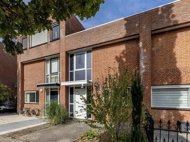 Heuvelsteijn 21, Rhoon