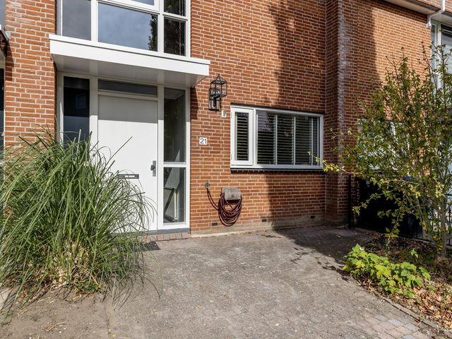 Heuvelsteijn 21, Rhoon