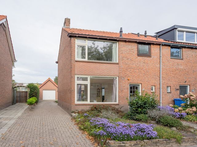 Rembrandtstraat 56, Voorthuizen