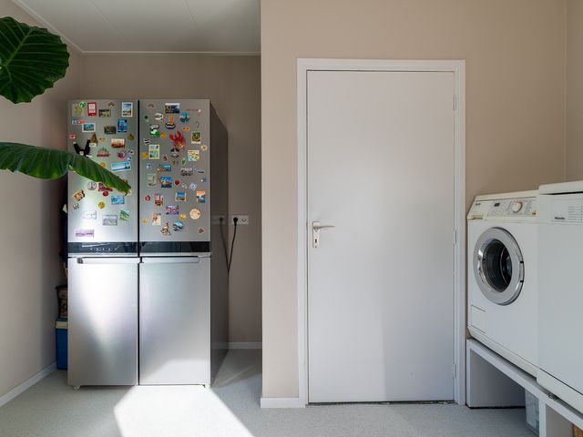 Oegemastraat 25, Genderen