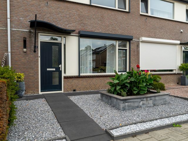 Elzenstraat 52, Brakel