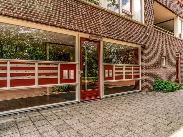 Potgieterlaan 8E, Leiden