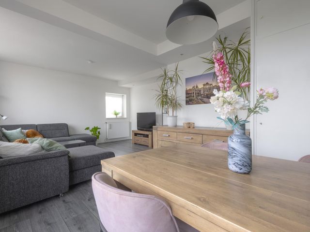 Van der Lelijstraat 11III, Delft