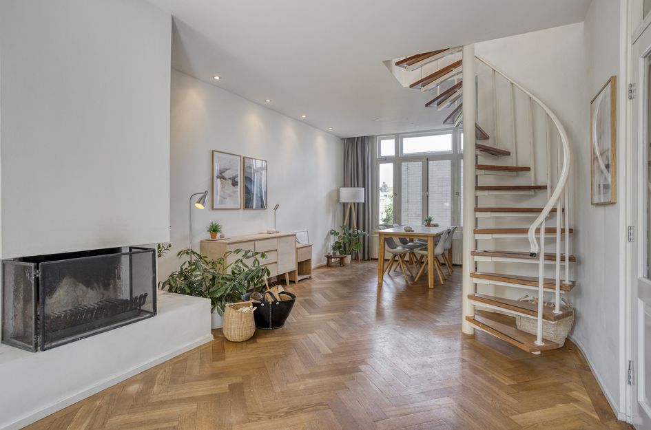 Linnaeusstraat 19III