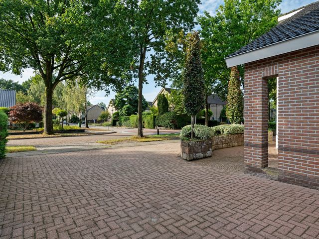 Kolfbaan 47, Burgum