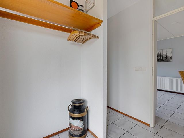 Braambos 10, Sleen