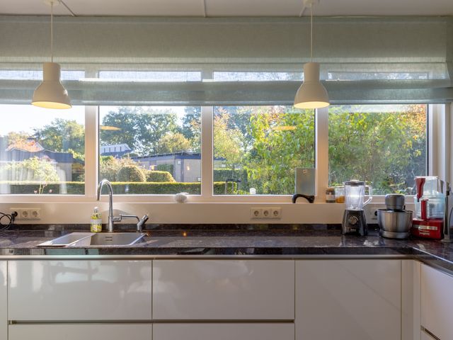 Houtweg 1, Holten