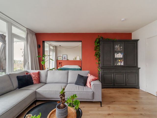 Isabellaland 1186, Den Haag